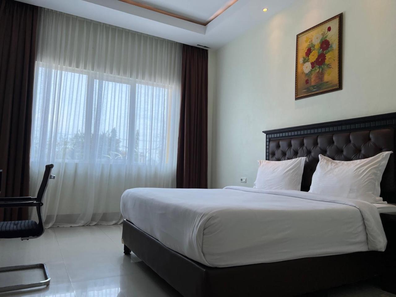 Collection O 90746 Kirei Hotel Bantaeng Exterior foto