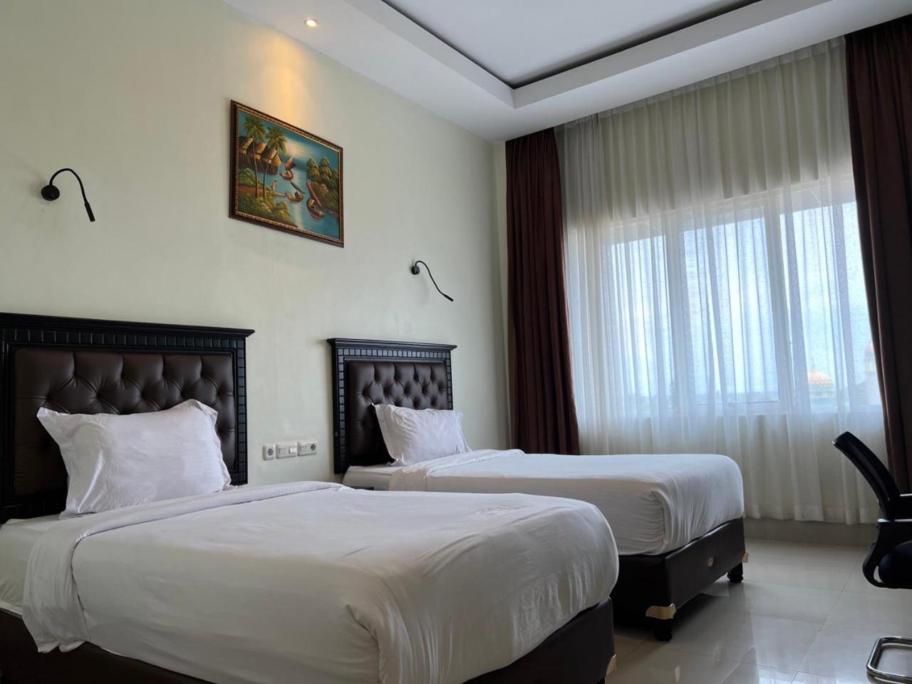 Collection O 90746 Kirei Hotel Bantaeng Exterior foto